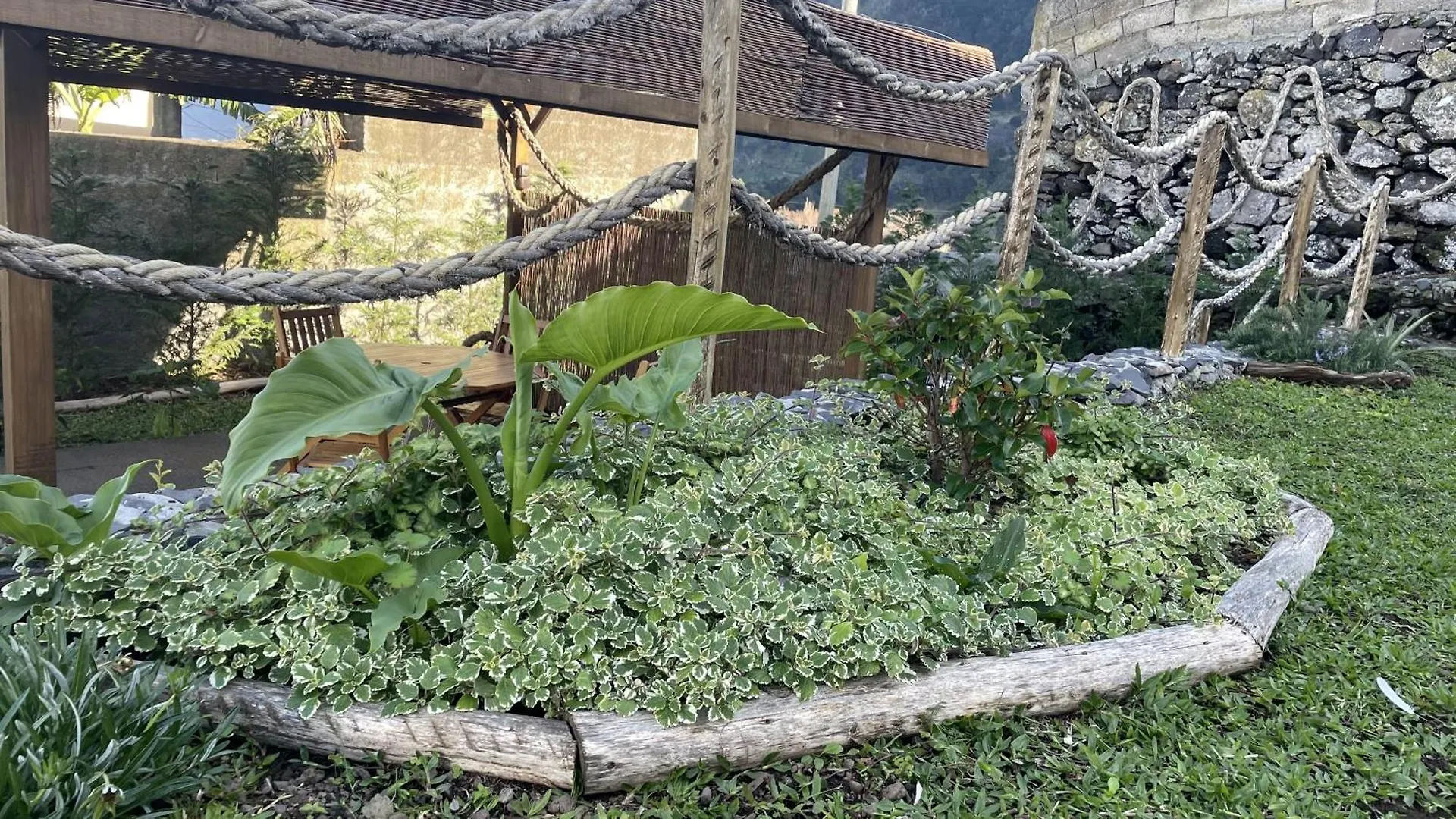 Casas Das Hortas, Apartamento Vista Serra E Mar Seixal 0*,